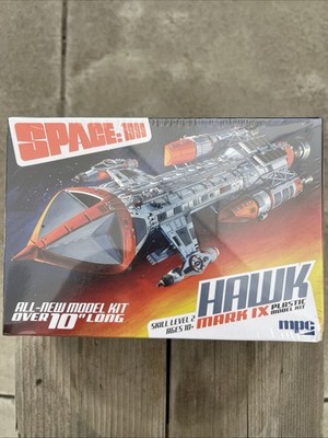 MPC SPACE 1999 HAWK MARK IX SPACECRAFT PLASTIC MODEL KIT NEW - SEALED