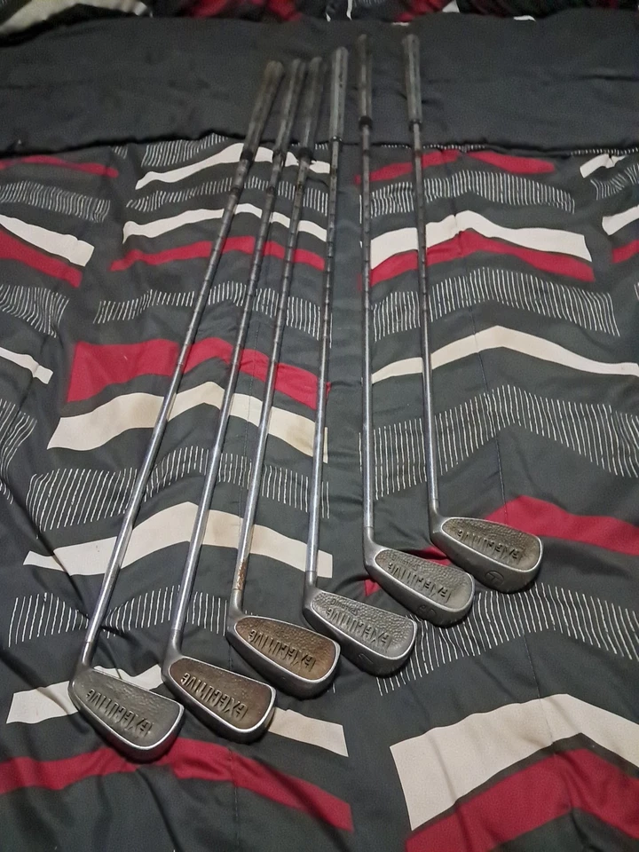 Used Spalding Golf Clubs A Set Of Six4,5,6,7,8,9 Iron Clubs - Image 2 of 4