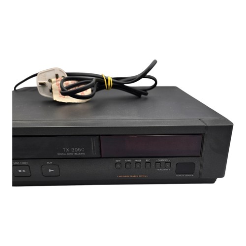 Goodmans TX3950 VHS Recorder FAULTY Video Flickers Powers On Functions Work PAT - Picture 2 of 9