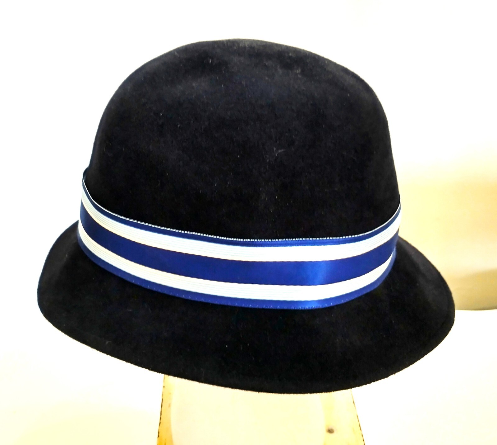 Vtg Makins Hats Blue Felted Women's Fedora Hat w Ribbon Made In USA Size 7 1/8 M