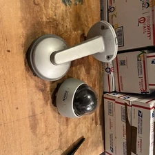 CNB SMC1065N 10x Mini Speed Dome W/ Wall Pendant Mount Tested & Working