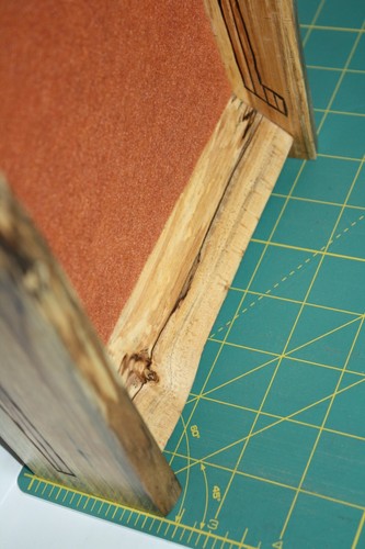 Handmade Natural Edge Spalted Maple Dice Tray with Green Dice Set - Picture 21 of 22