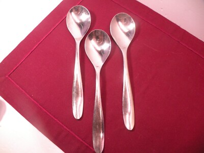 Set Of 3 Cambridge Stainless Luzerne Place Oval Soup Spoon 7 3/4'' D