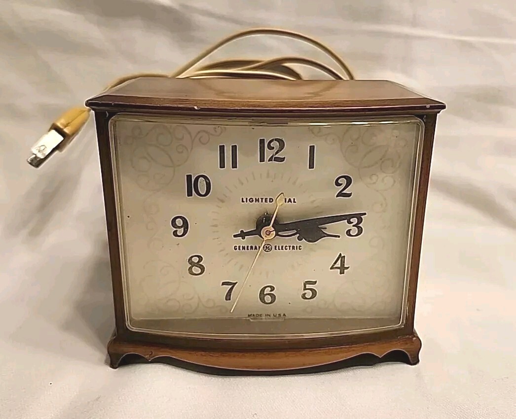 GE アラームクロック used VINTAGE General Electric Alarm Clock Plastic wood grain Made in
