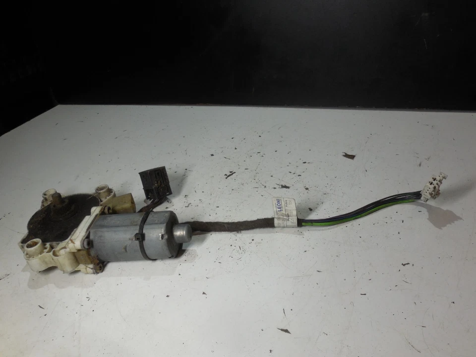 Motor regulador ventana delantera izquierda a2118202942 03-09 mercedes-benz w211 e350 e280 Foto 3 de 4