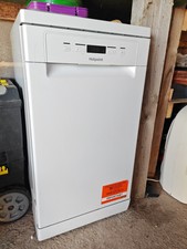 Slimline Hotpoint HSFC 3M19 C UK N Dishwasher - White