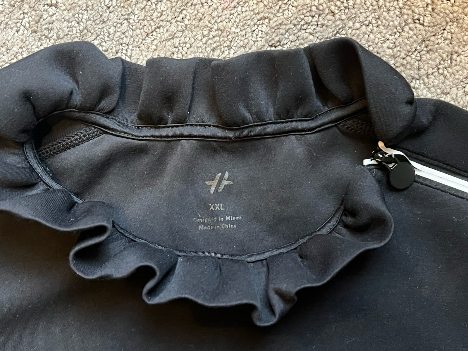 Tail Activewear Condoleezza Pullover  Black Size … - image 4