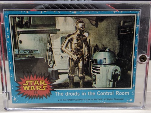 1977 Topps Star Wars #33 The droids in the Control Room — Raw