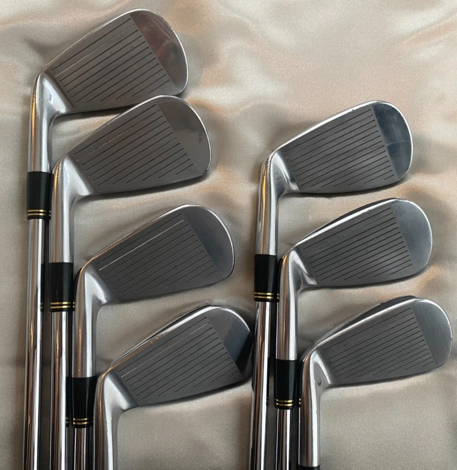 Srixon I-701 Iron Set 3-9 N.S.PRO 950GH flex Regular Right Handed Used - Image 4 of 4