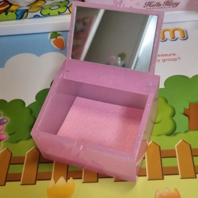 Vintage Tiny Toon Babs Bunny Roly Poly Jewelry Box Mirror Collectible