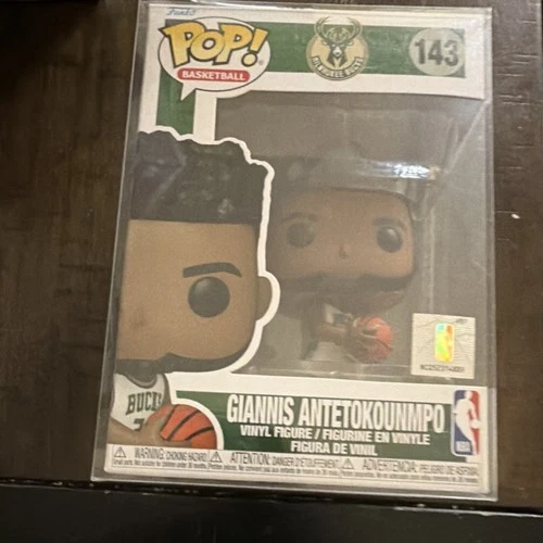 Funko Pop! NBA Giannis Antetokounmpo Milwaukee Bucks 143 Vinyl Figure