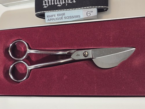GINGHER 6” APPLIQUE SCISSORS *NIB Tin Case* Duckbill Knife-Edge* FREE SHIPPING* - Picture 3 of 3