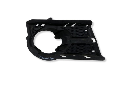 Volkswagen Tiguan 2010 Verkleidung Nebelscheinwerfer / Gitter vorne DRA88930