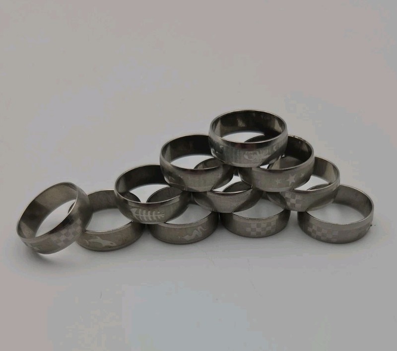 Lot Of 11 Silver Toned Metal Rings ~Size 10 Various Designs See Pics