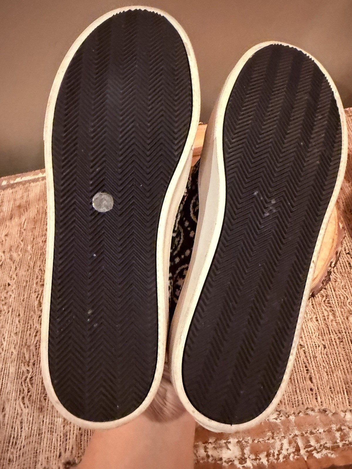 Tory Burch "T" Monogram Ladybug Slip-on Fabric logo sneakers Sz-8.5 268$ thumbnail 15