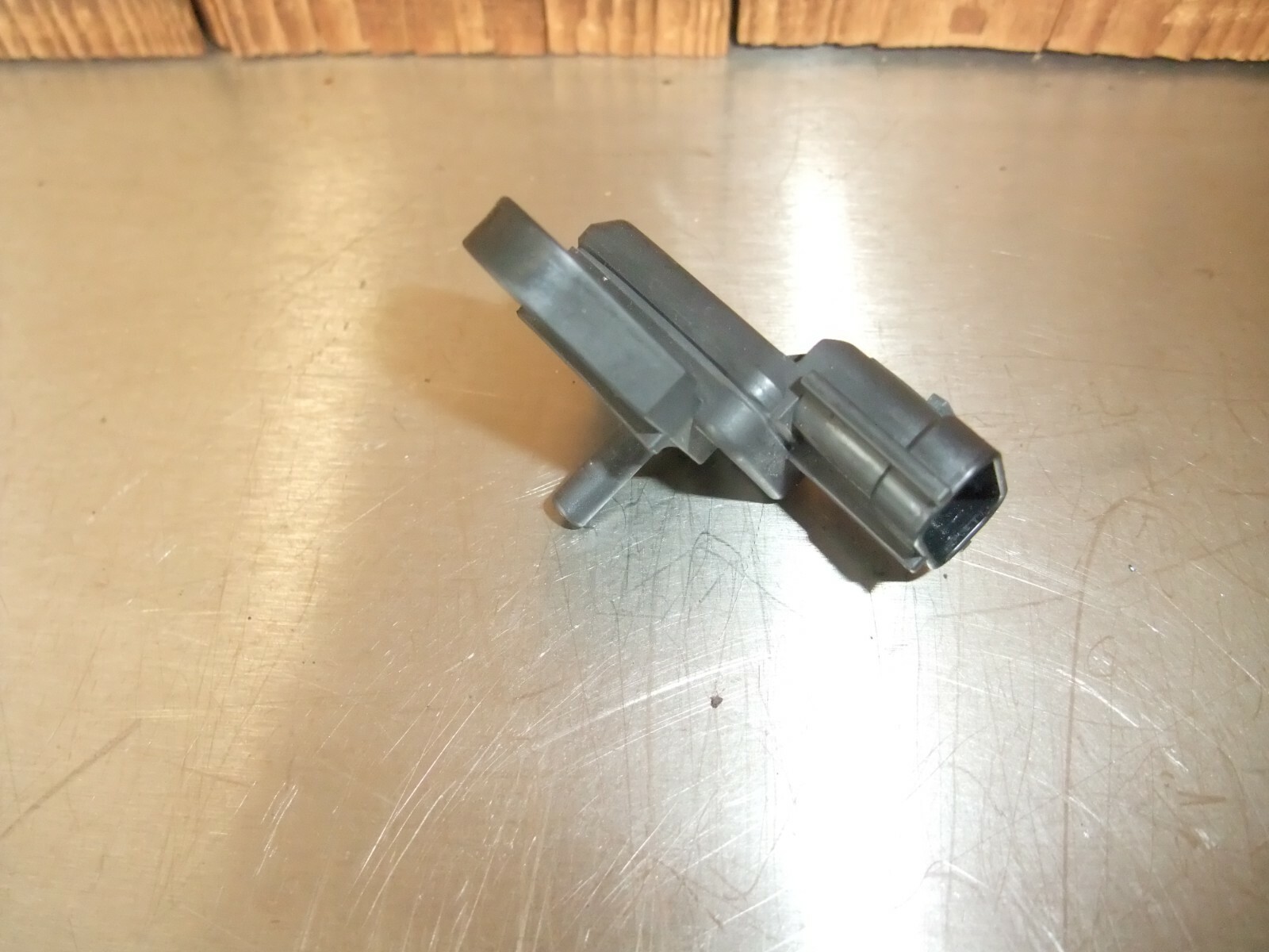 Picture 1 of 2