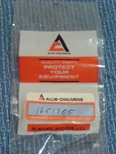 SIMPLICITY, ALLIS CHALMERS TRACTOR  SUNDSTRAND TRANSMISSION PLUG. 1651705   A-14