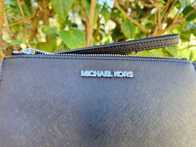 Michael Kors Jet Set Travel Large Double Zip Phone Wallet Wristlet