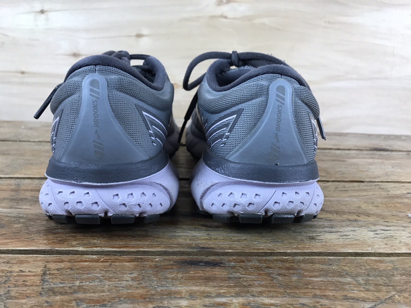 BROOKS Ghost 13 Gray Blackened Pearl Purple Running Shoes Sneakers