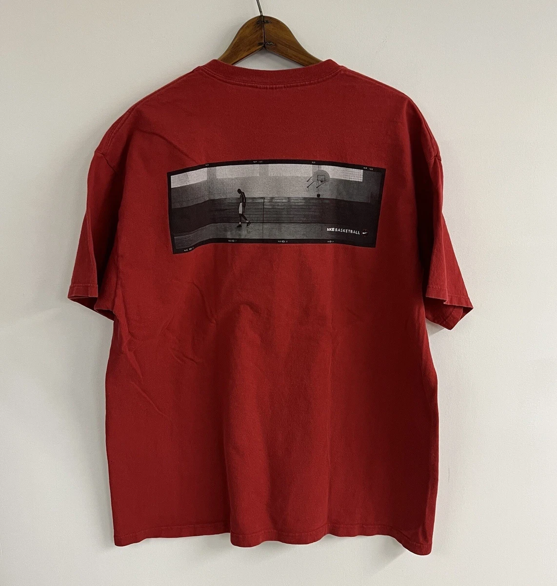 Vintage 90s Nike ‘The Soul Of The Game” Made In USA T-Shirt Adult Large Red