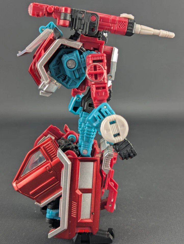 Transformers United Autobot Perceptor complete Takara UN-15 Generations CHUG - Image 4 of 4