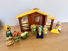 VeggieTales Nativity Playset Sounds By Big Idea 2004 with Figures - Incomplete