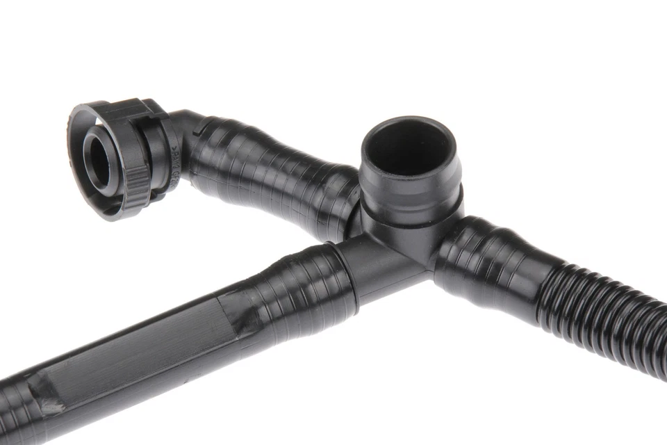 Mangueira respiradora URO Parts 078103224R para 98-01 A4 A4 Quattro A6 A6 Quattro Passat - Imagem 3 de 4