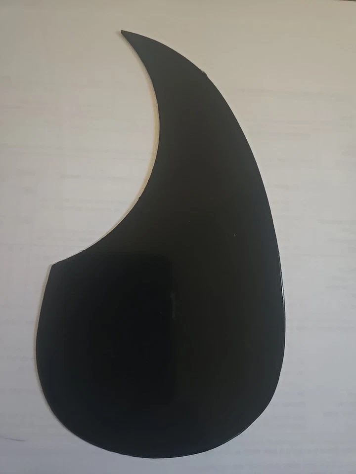 Guitarra acústica Pic Guard Came Off A 1989 Fender Universal - Imagem 2 de 2