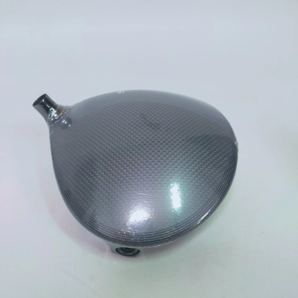 TaylorMade Qi35 Driver 9° RH Head Only w/ Head Cover New - Image 4 of 4