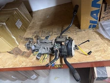 92-96 Ford Truck Non Tilt Steering Column Manual/Automatic 1992-1996 Parts W/key