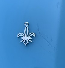 Shiny Openwork Sterling Silver Fleur de Lis Charm Pendant .5g