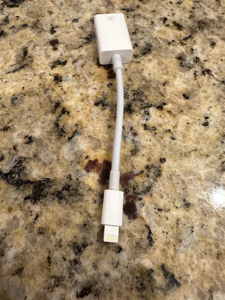 Adaptador de cámara Apple MD821AM/A Lightning a USB A Foto 2 de 2