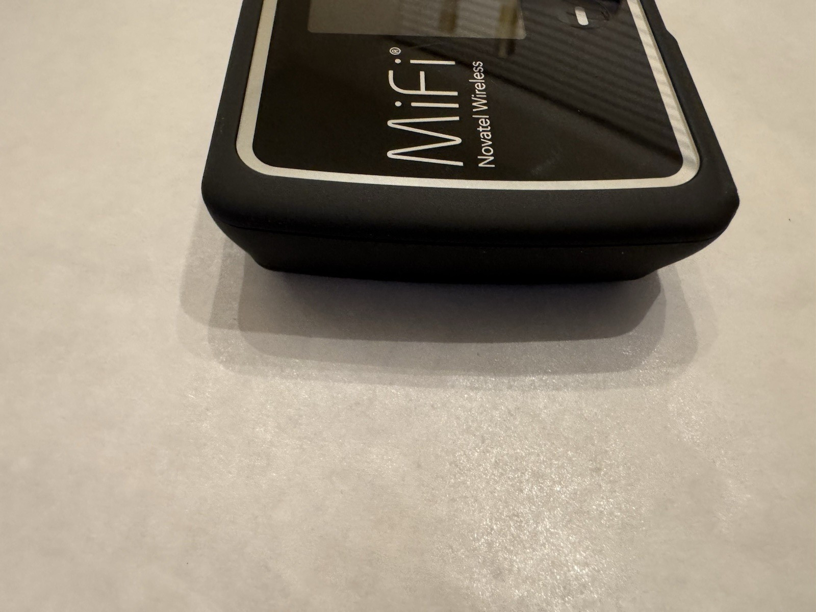 NOVATEL MIFI 6630 Wireless 4G LTE Unlocked Global LTE Mobile Hotspot