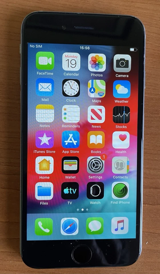 iPhone 6, photo 1 of 2