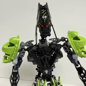 Lego Bionicle Tuma 8991 Black Gray Green Incomplete Action Figure READ