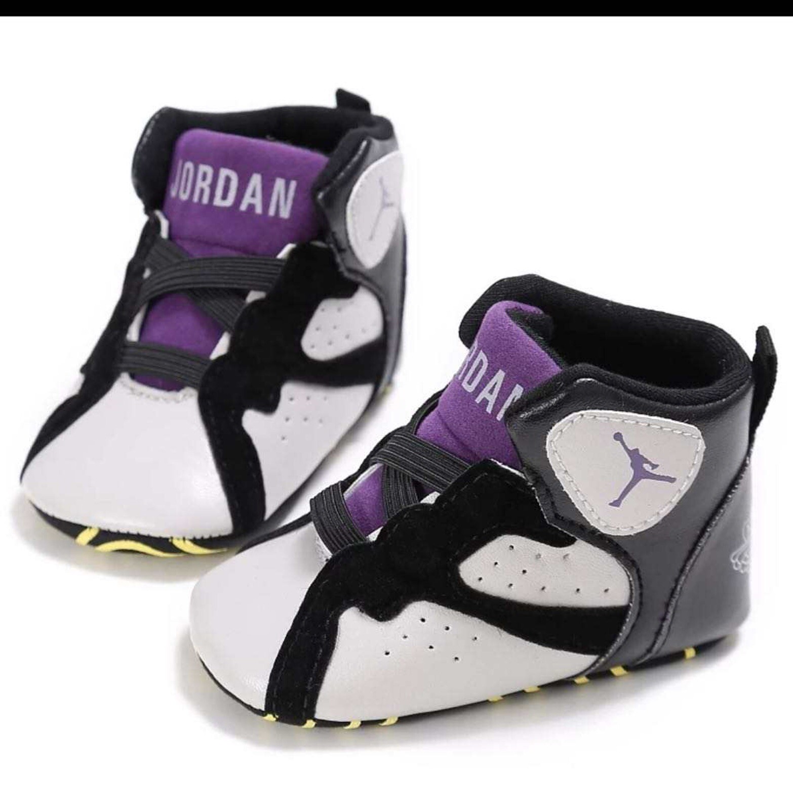 Size 3 Ages  12-18 Months.