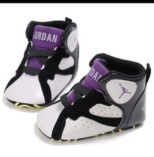 Baby Soft Sole Shoes Size 3 Ages 12-18 Months.