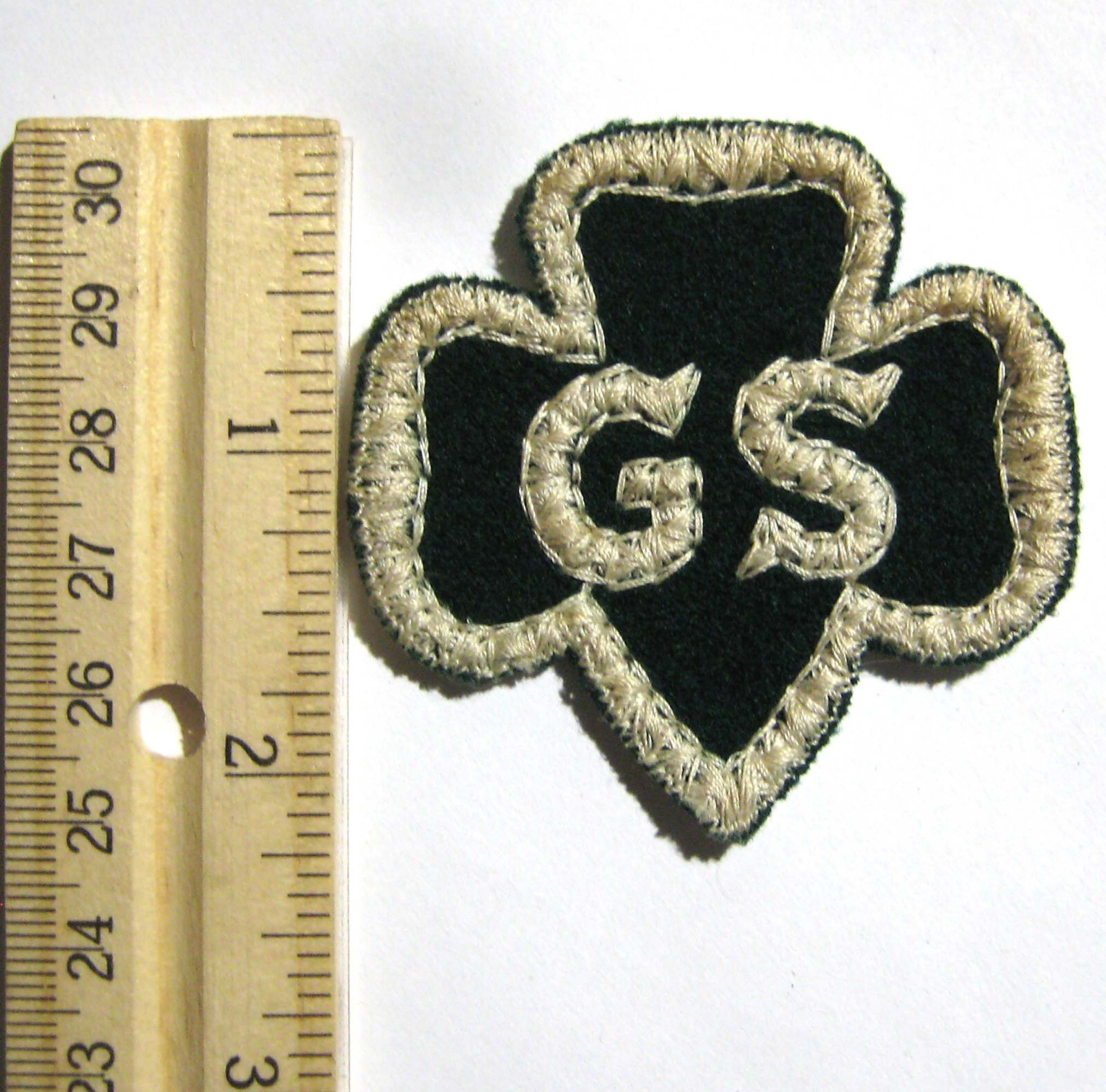 Vintage 19391962 Girl Scout TREFOIL EMBLEM 2" Felt Sweater Patch Badge
