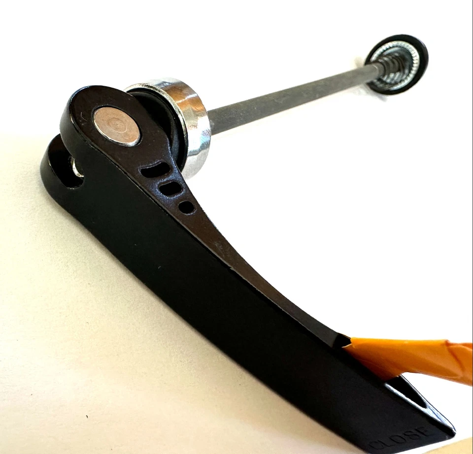 Formula Alloy Bicycle Bike Front Wheel Quick Release QR 100mm Skewer Black New - Image 2 of 4