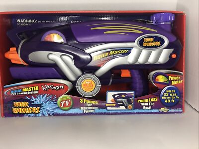 New Water Warriors Aqua Master POWER PUMP Squirt Guns Buzz Bee Toys