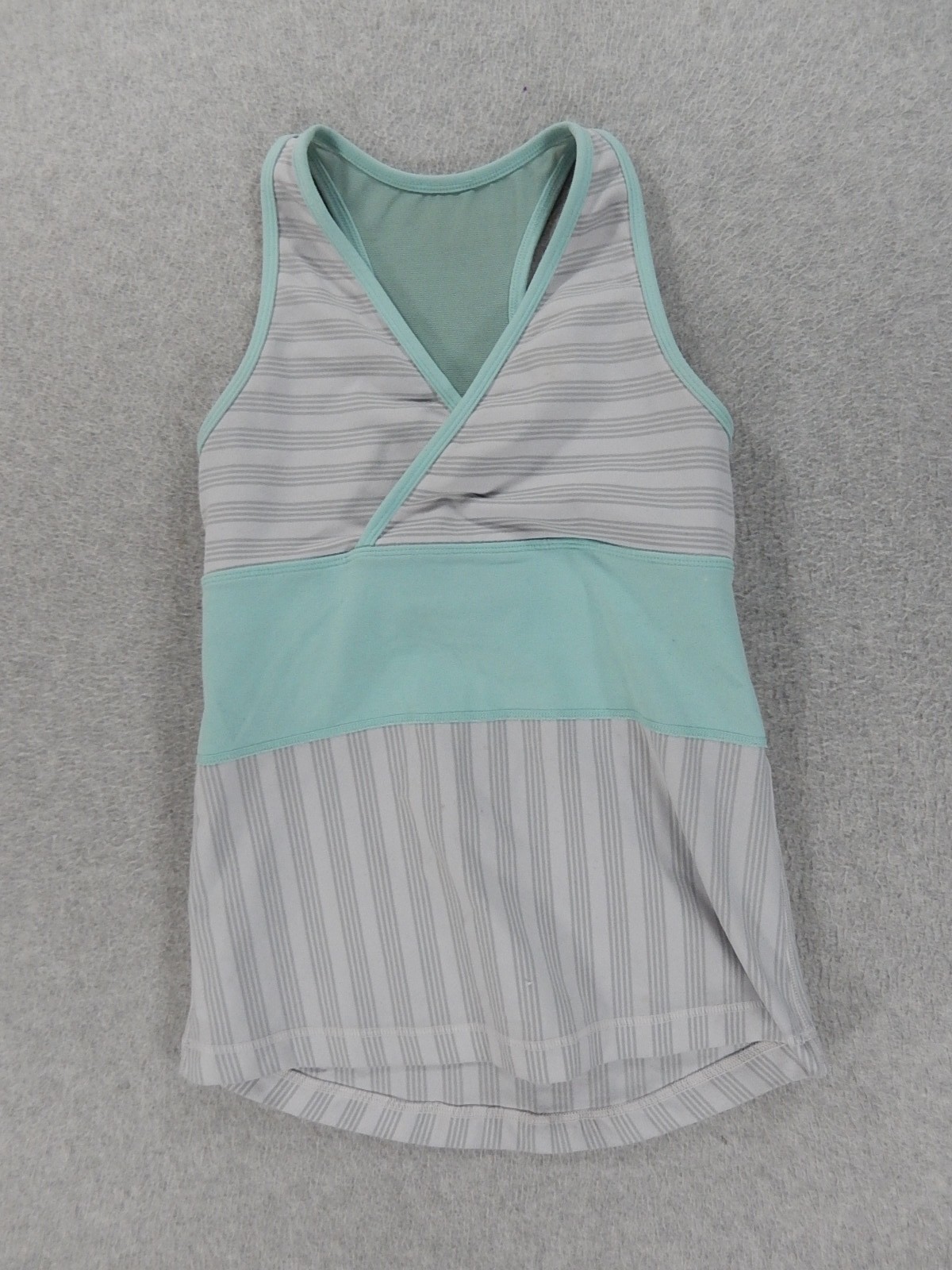 LuLuLemon Athletica Fitness Running Yoga Tank With Bra (Women's Size 6)