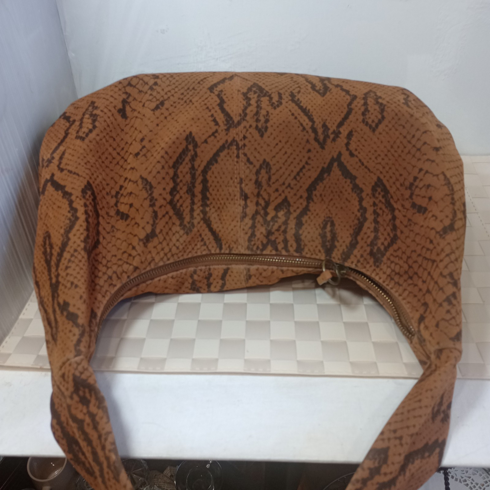 UNIVERSAL THREAD CANVAS SNAKESKIN ZIP CLOSURE HOB… - image 6