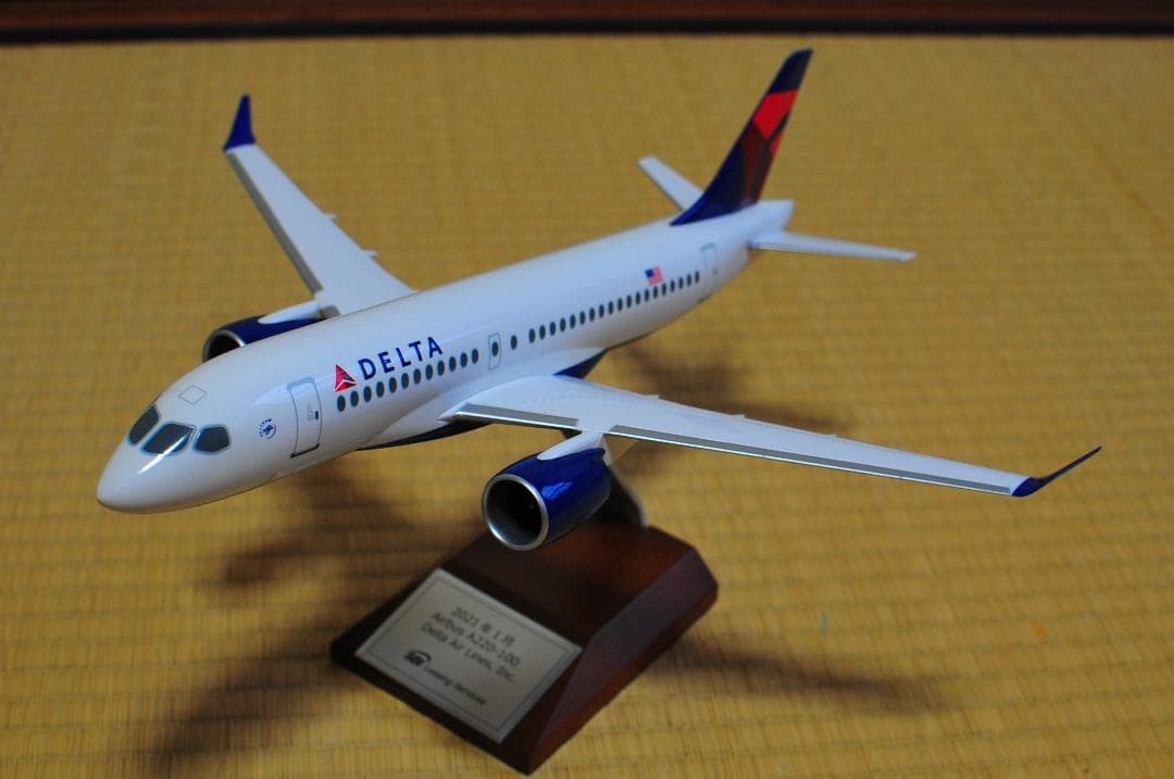 Delta Airlines Airbus A220-100 1100 Scale | eBay
