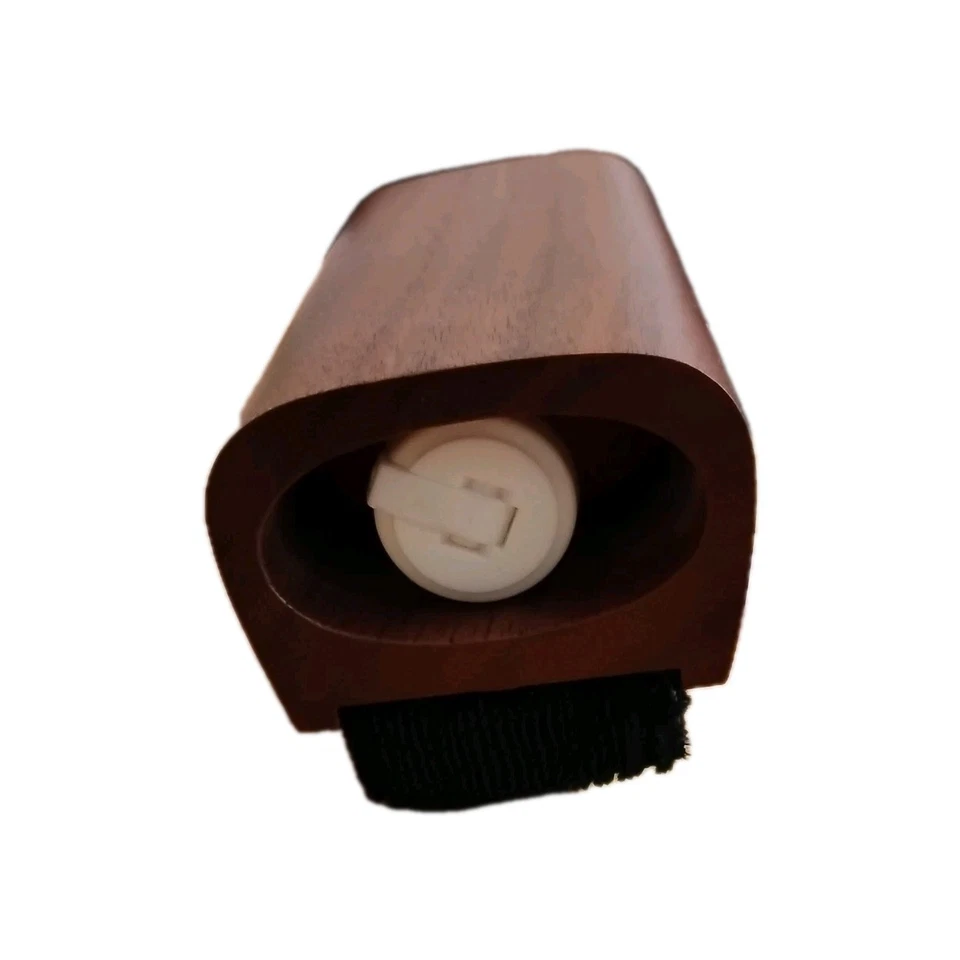 LAVAVAJILLAS D4 De Colección Sistema de Cuidado de Discos de Vinilo con Fluido de Limpieza y Cepillo ¡ENVÍO RÁPIDO! Foto 4 de 4