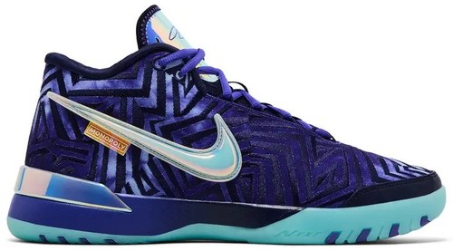 Nike Lebron NXXT Genisus QS Mens Size 10 Persian Violet White