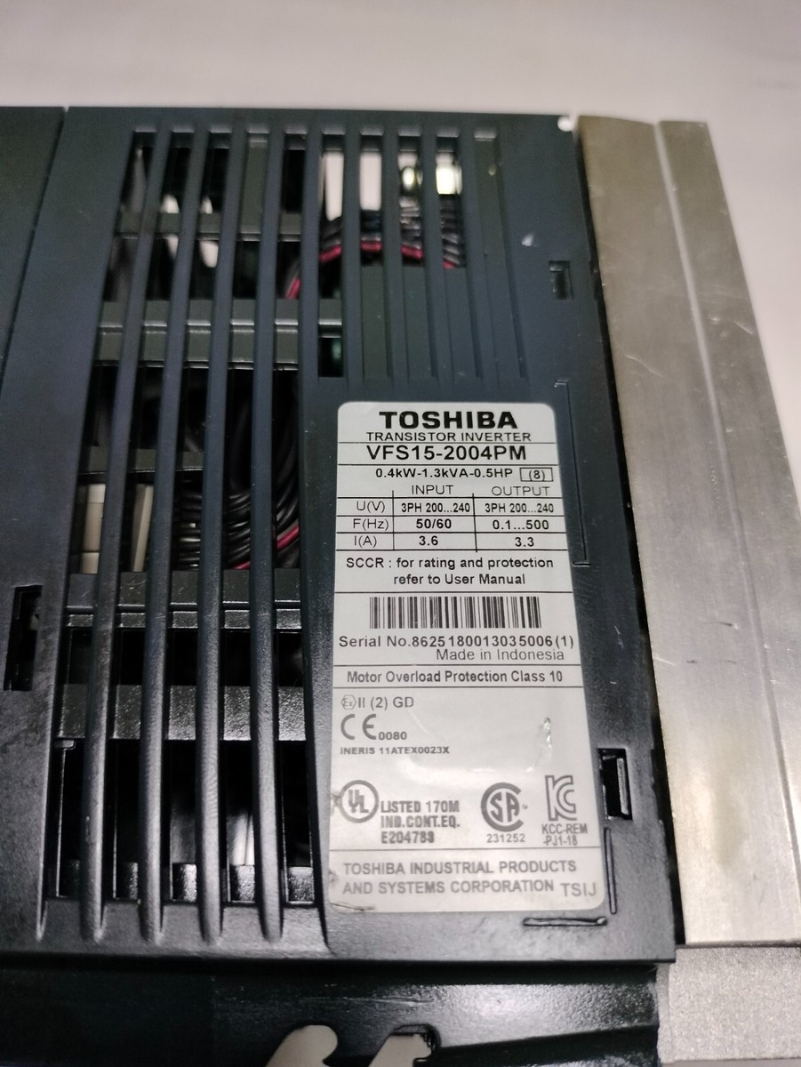 Toshiba VFS15-2004PM Transistor Inverter w/o Knob and Toshiba VFS15-2004PM Transistor Inverter w/o Knob and