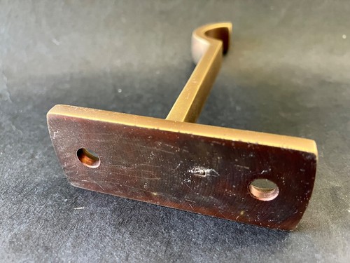 RH Classic Collection: Solid Brass Curtain Rod Center Bracket - Picture 4 of 5