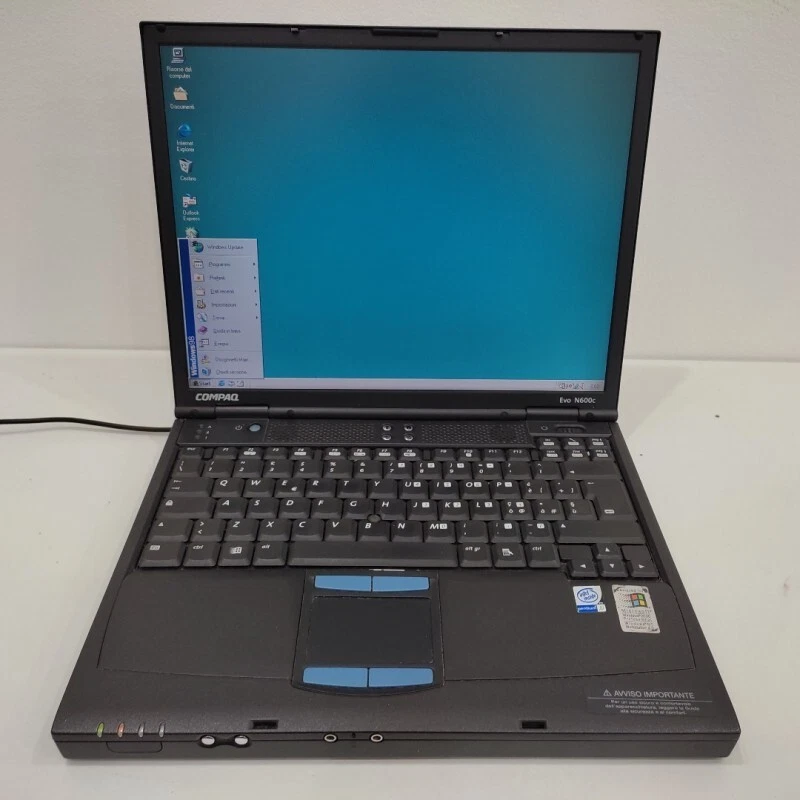 Notebook PC Portatile Compaq con Windows 98 Porta Seriale rs232 Pentium 3 21077 - Immagine 2 di 4