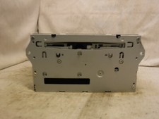 07-13 Nissan Pathfinder Armada Radio 6 Disc C...