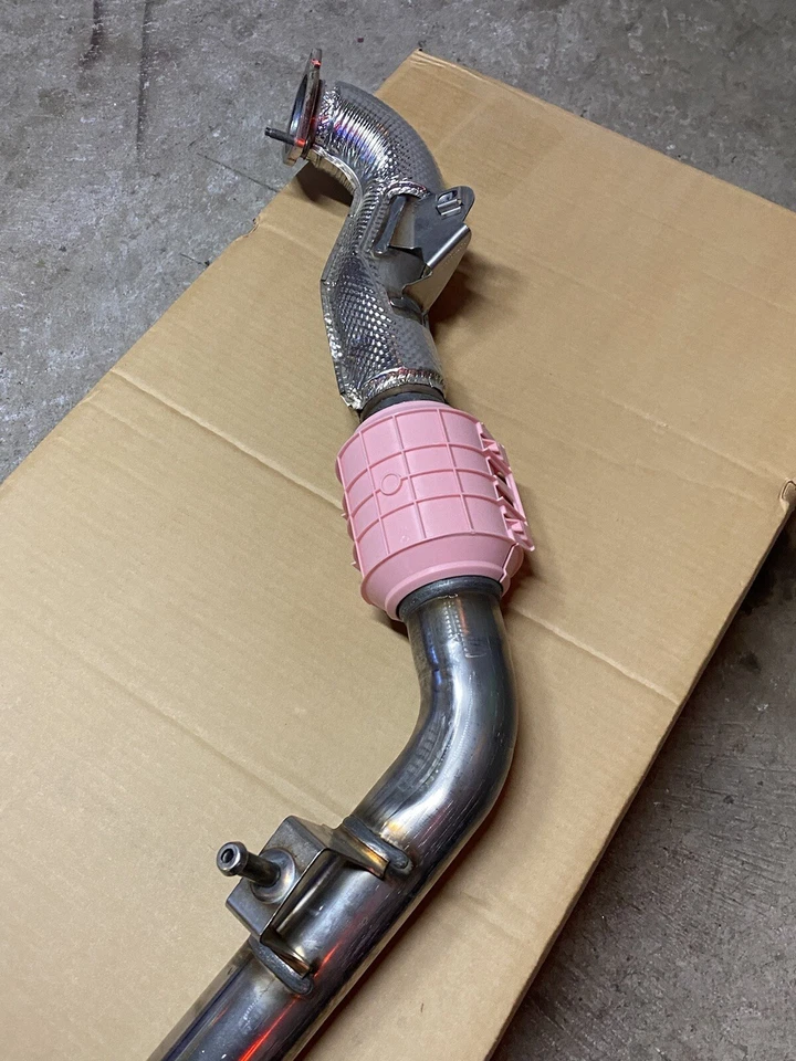 Tubo intermedio de escape delantero AUDI S4 S5 2018-2023 8W0253300S OEM NUEVO silenciador Foto 3 de 4